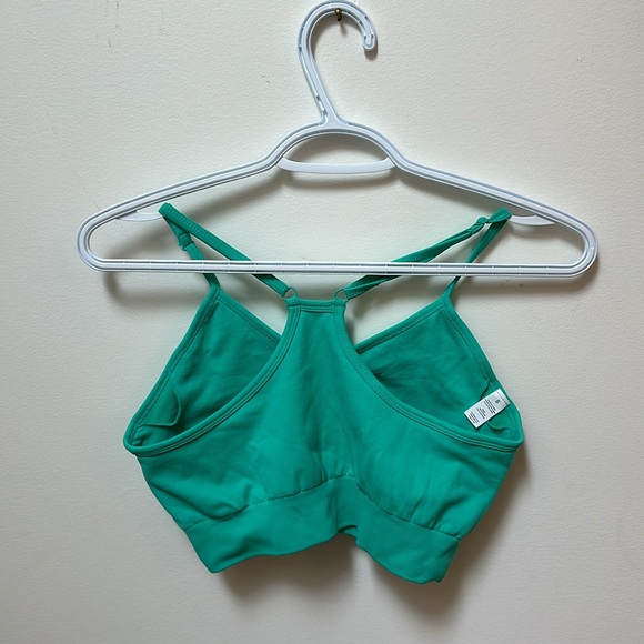 Atlantic Athletics ruched sports bra - Picture 2 of 2